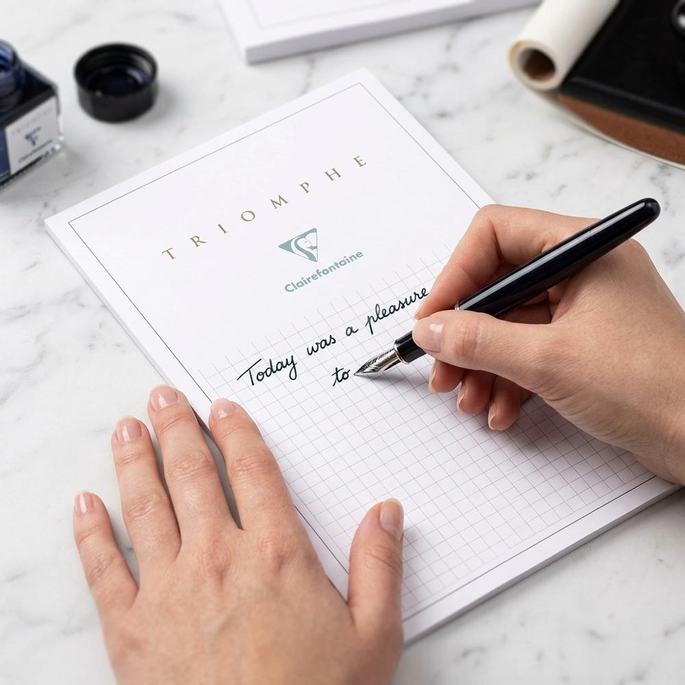 Loose-sheet writing pad for letters and practice