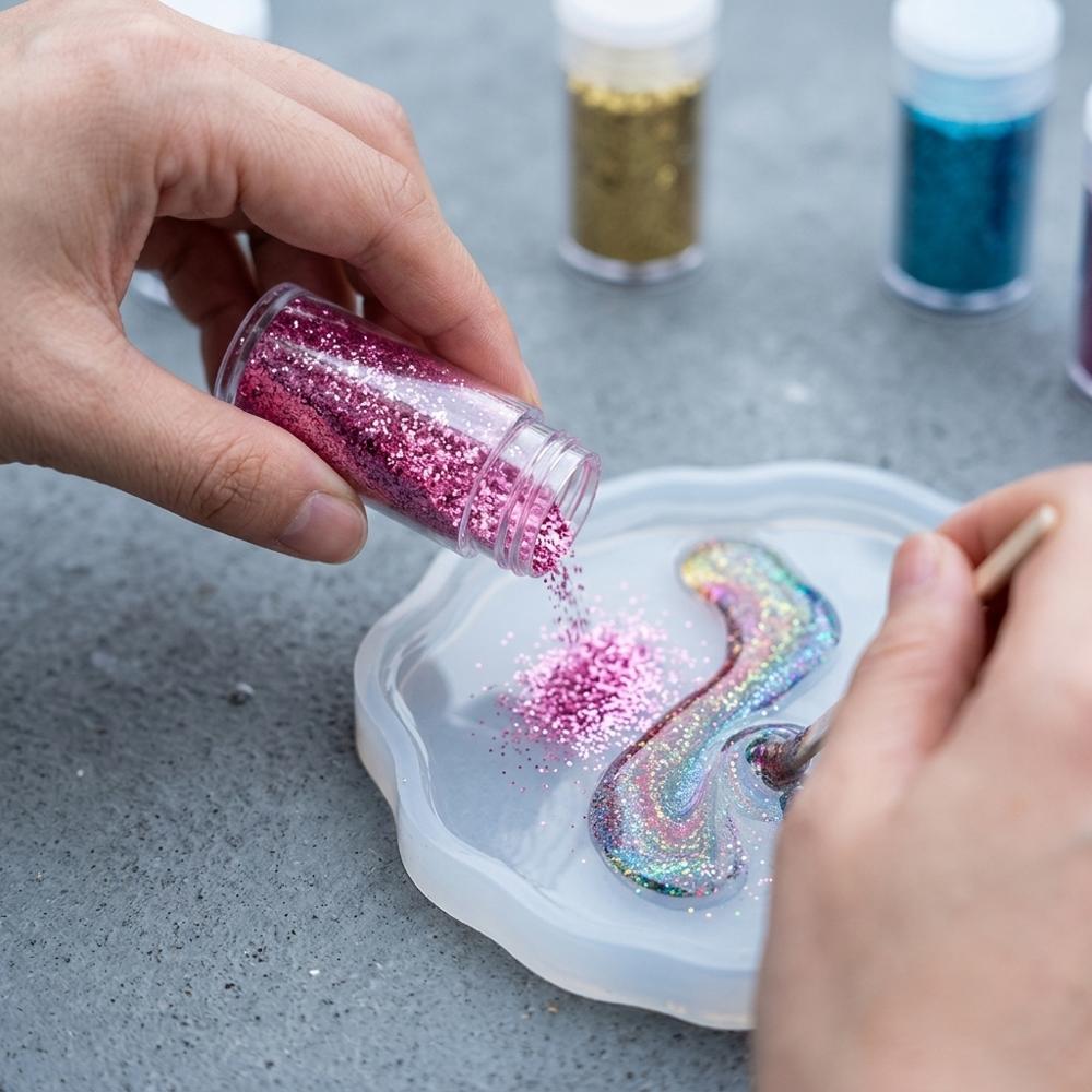 Fine and chunky glitter set for geode effects in resin