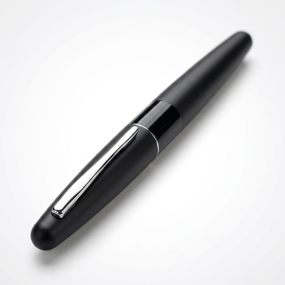 Stub-nib fountain pen for line variation